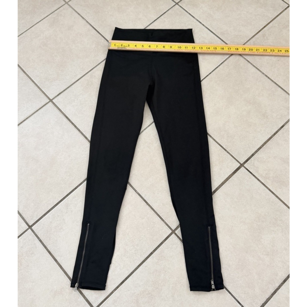 FABLETICS + DEMI LOVATO LEGGING 26” BLACK ZIP FRONT SIZE XS - Picture 2 of 8